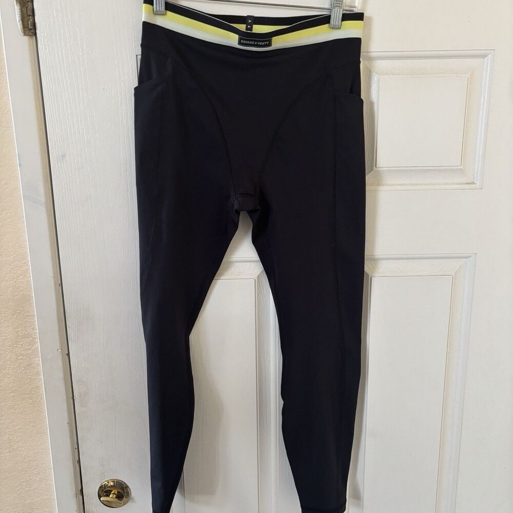 Savage Fenty Womens Legging Size XS Black Yellow‎ High Waist Yoga Athleisure Run - Picture 2 of 9